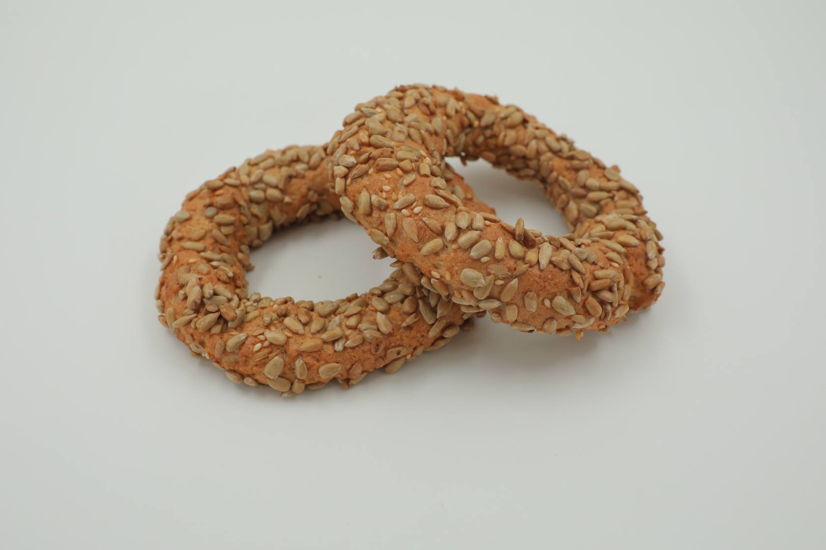 Karabuğdaylı Ayçekirdekli Simit